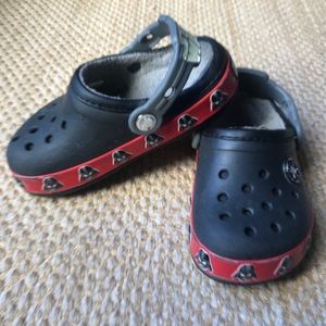 Star Wars Lined Crocs Toddler Size 8/9